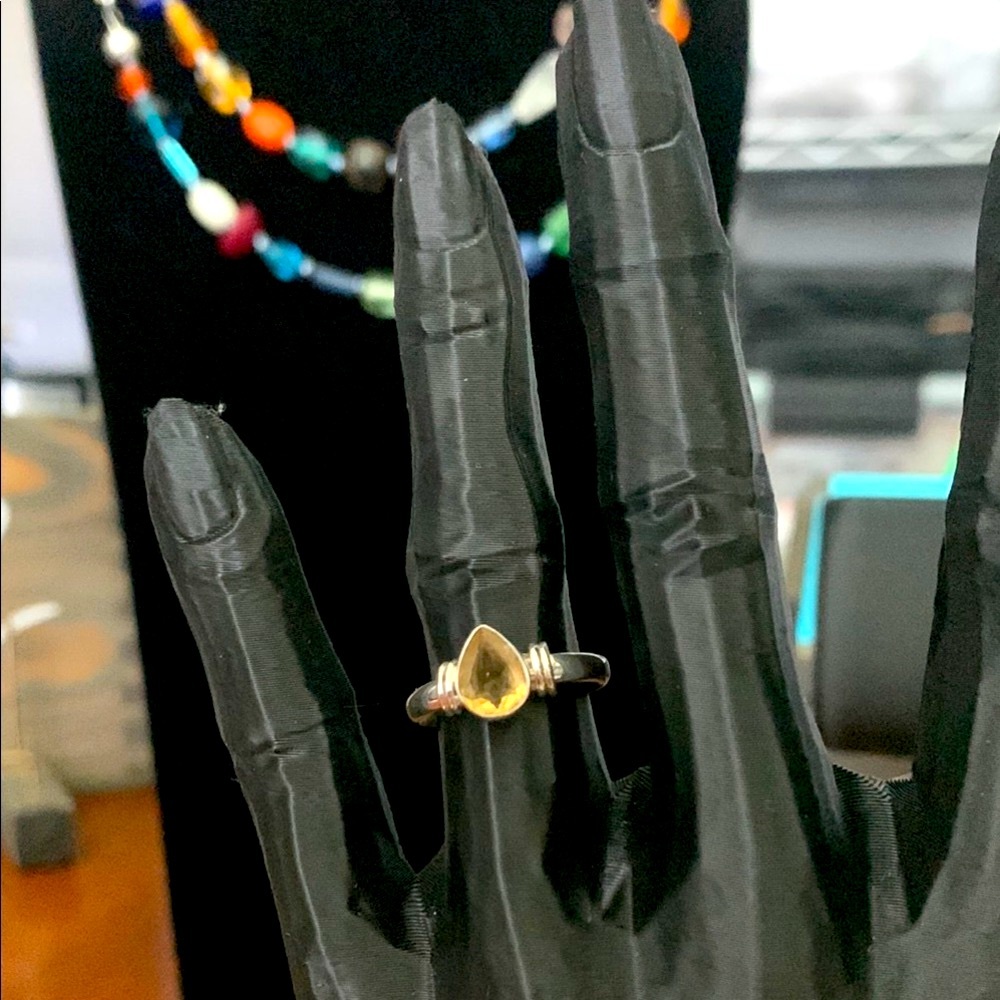 Elegant Sterling Silver Women's Ring